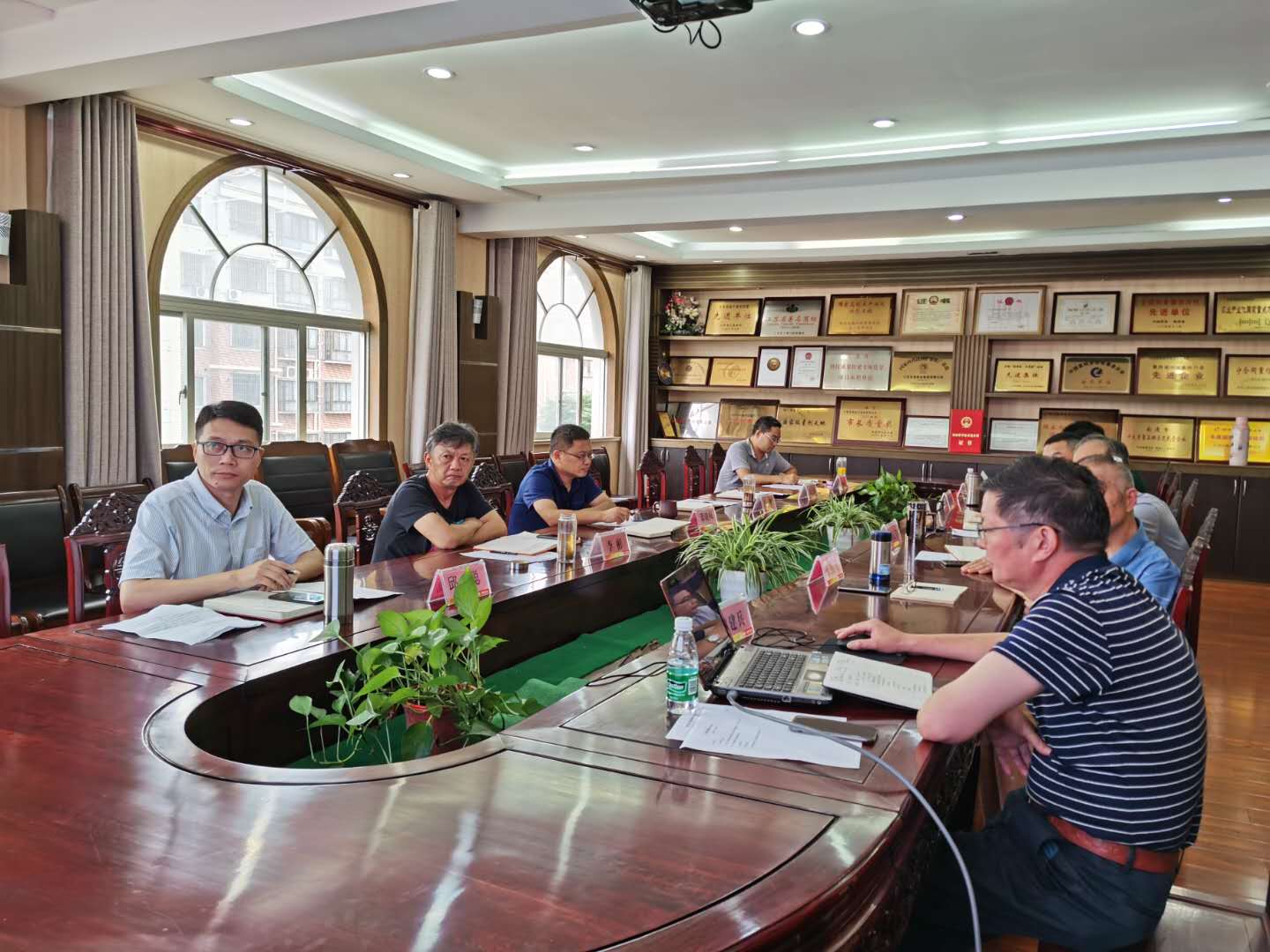 ���ľ�Ӫ����ץ��ʵ��ȫ��ȷ���°��������Ȳ��ƶ�