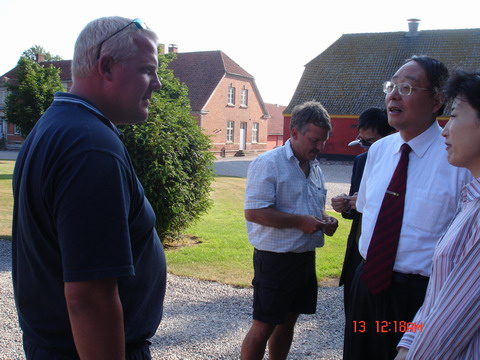 2006829153550425 2006829153550425