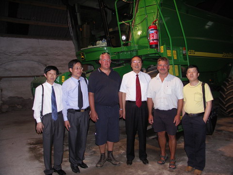 2006829153550556 2006829153550556